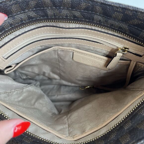 Michael Kors Crossbody Jet Set Large Brown Monogram Travel Logo Messenger Bag - Picture 12 of 15